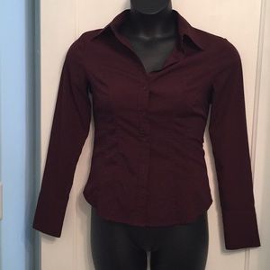 nwot express | burgundy stretch button down top